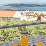 Panorama Charm Kaštel Stari