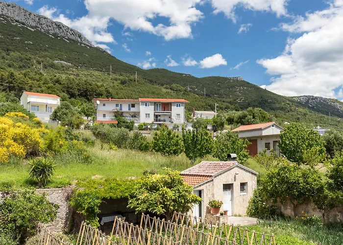 Panorama Charm Kaštel Stari
